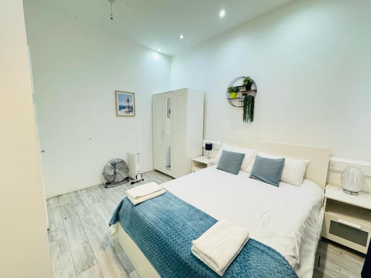 Stunning One Bedroom Flat In A Good Location